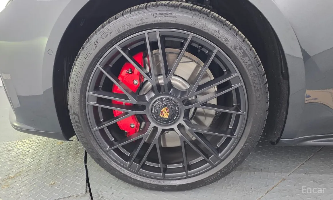 Фото 5 - Porsche Panamera