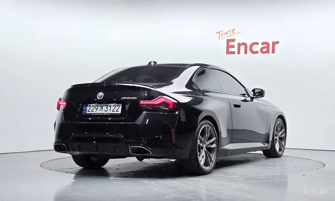 Фото 2 - BMW 2 Series