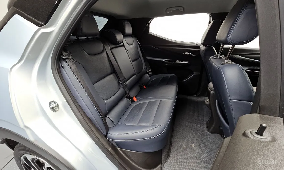 Фото 12 - Chevrolet Bolt EUV