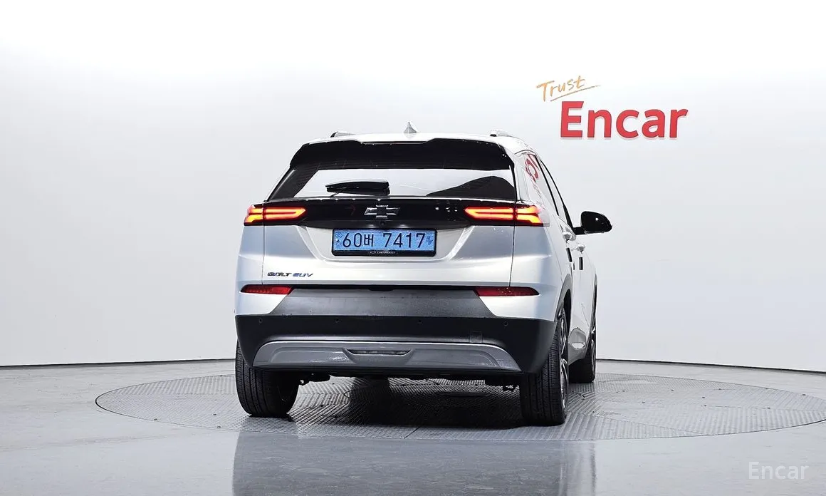 Фото 4 - Chevrolet Bolt EUV