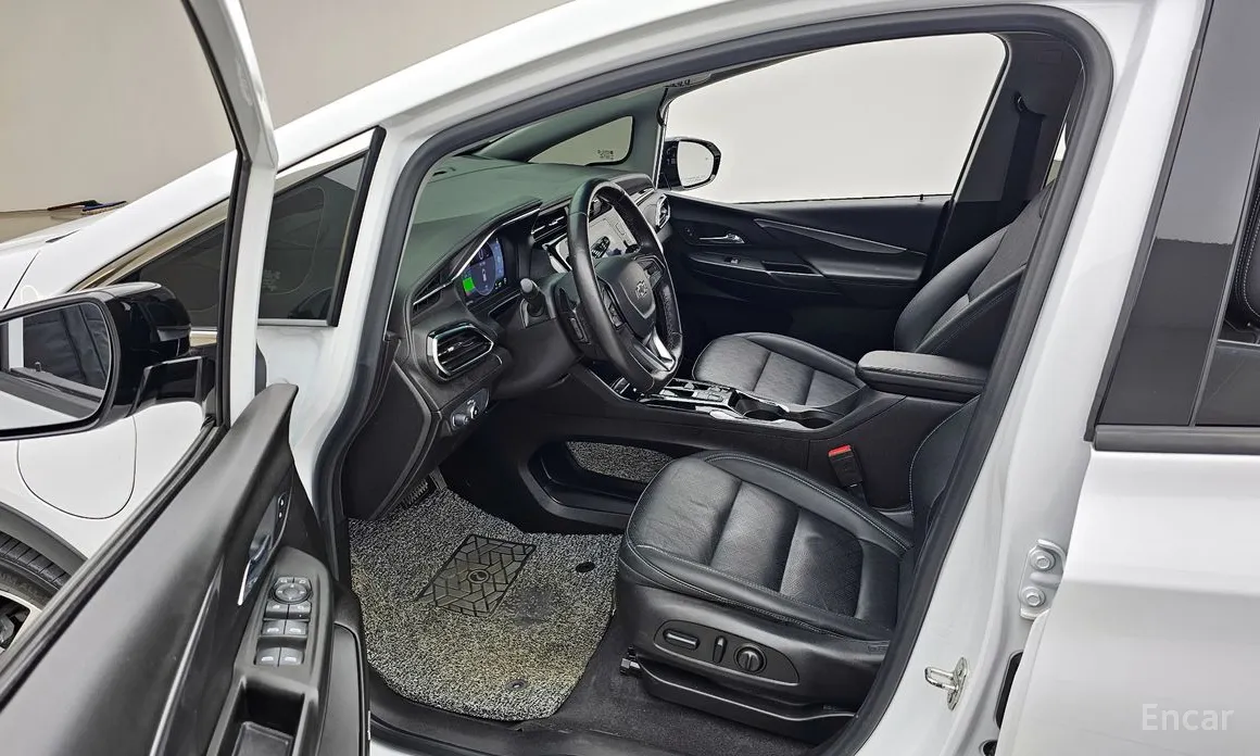 Фото 10 - Chevrolet Bolt EV