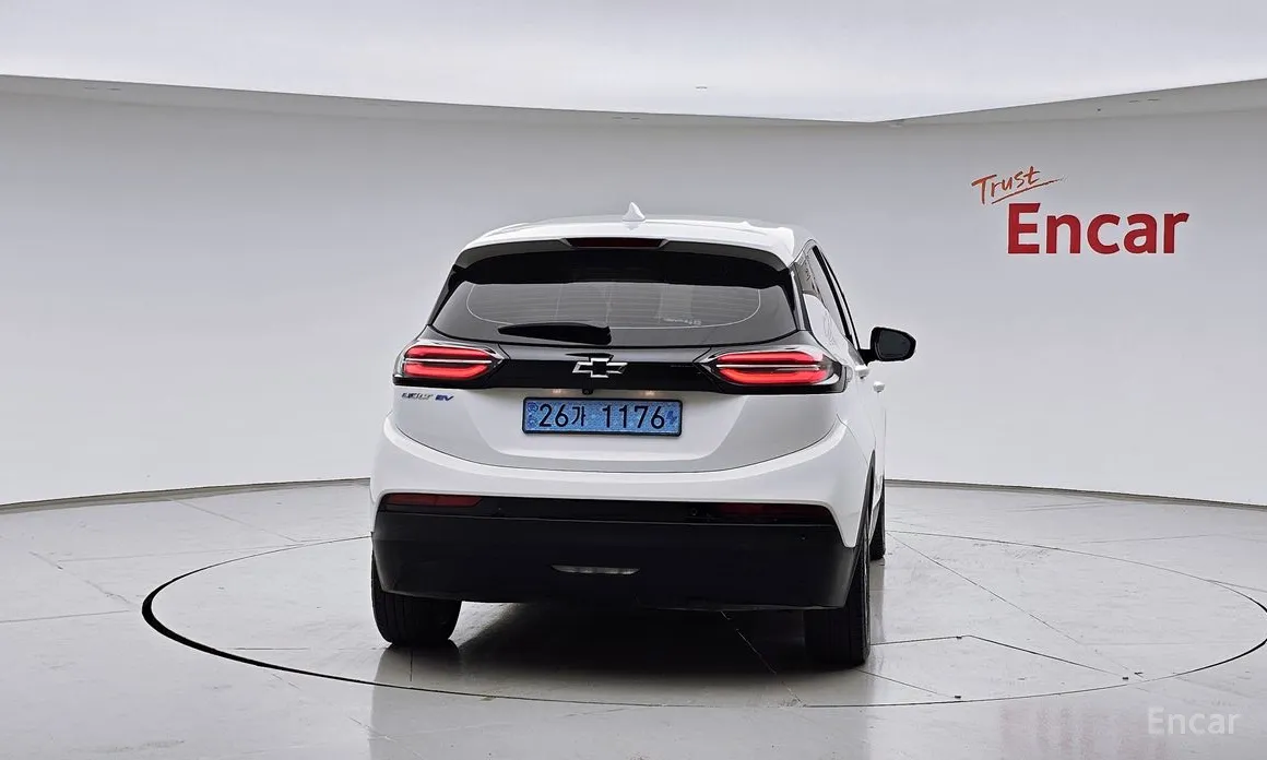 Фото 4 - Chevrolet Bolt EV