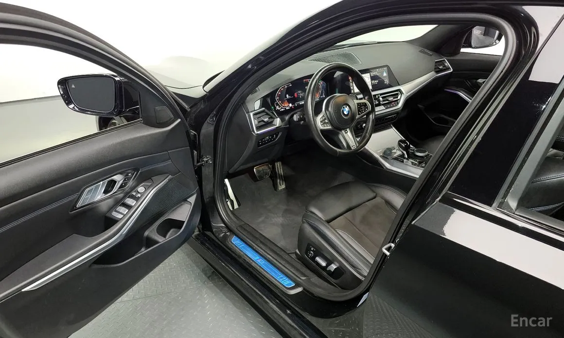 Фото 11 - BMW 3 Series