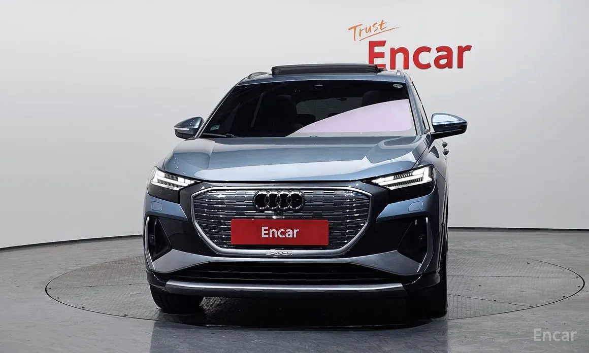 Фото 3 - Audi Q4 e-tron