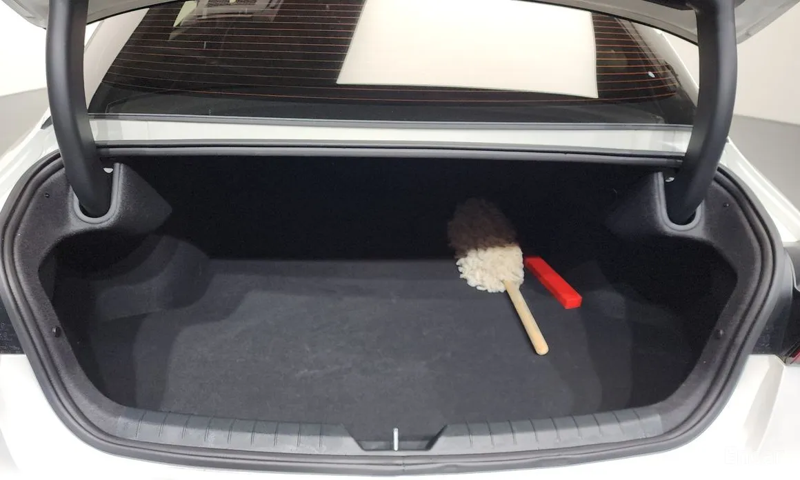 Фото 20 - Kia K5