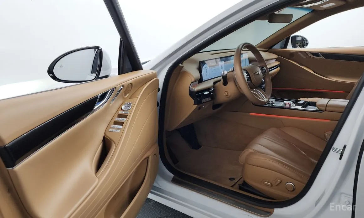 Фото 10 - Genesis G80
