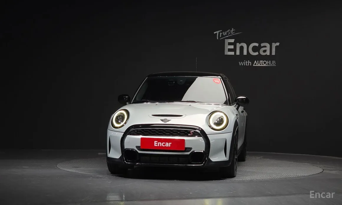 Фото 3 - Mini Cooper