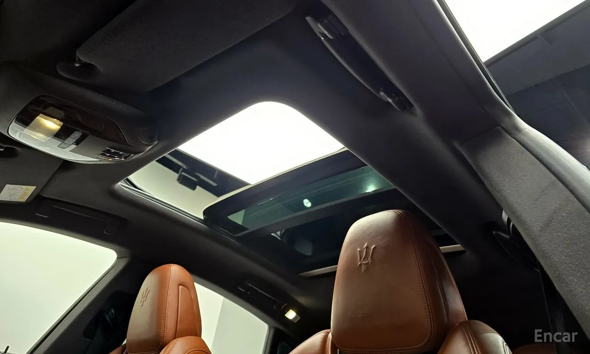 Фото 17 - Maserati Levante