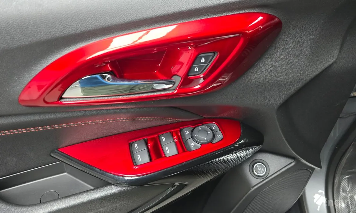 Фото 18 - Chevrolet Trax