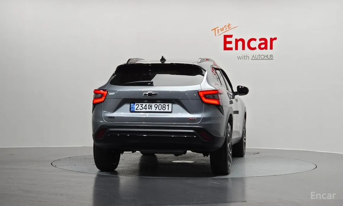 Фото 4 - Chevrolet Trax