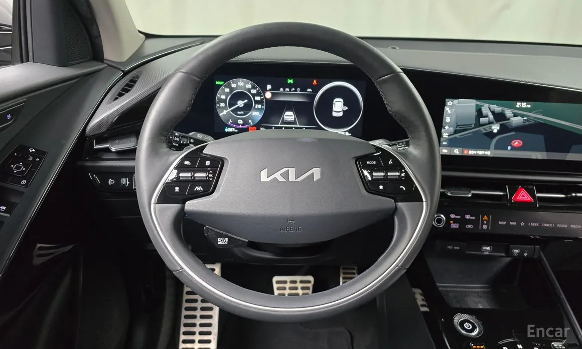Фото 13 - Kia Niro