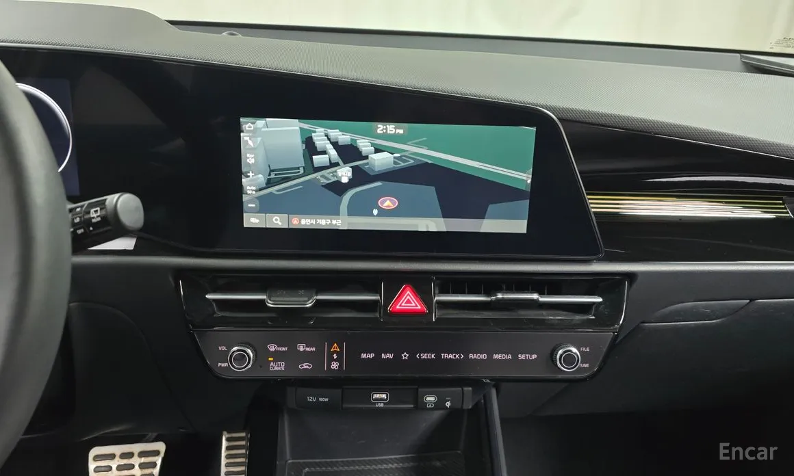 Фото 14 - Kia Niro