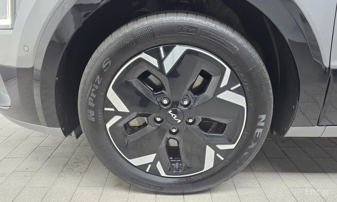 Фото 5 - Kia Niro