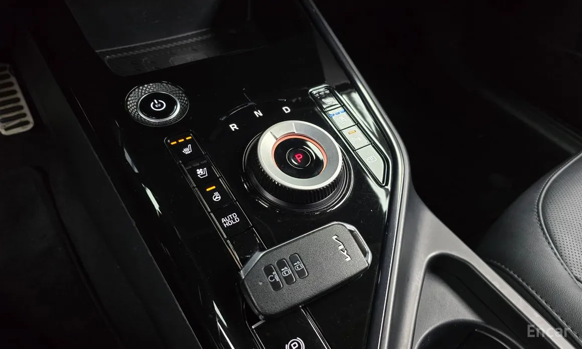 Фото 9 - Kia Niro