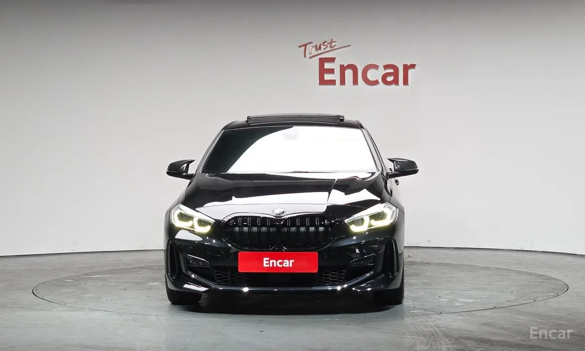 Фото 3 - BMW 1 Series