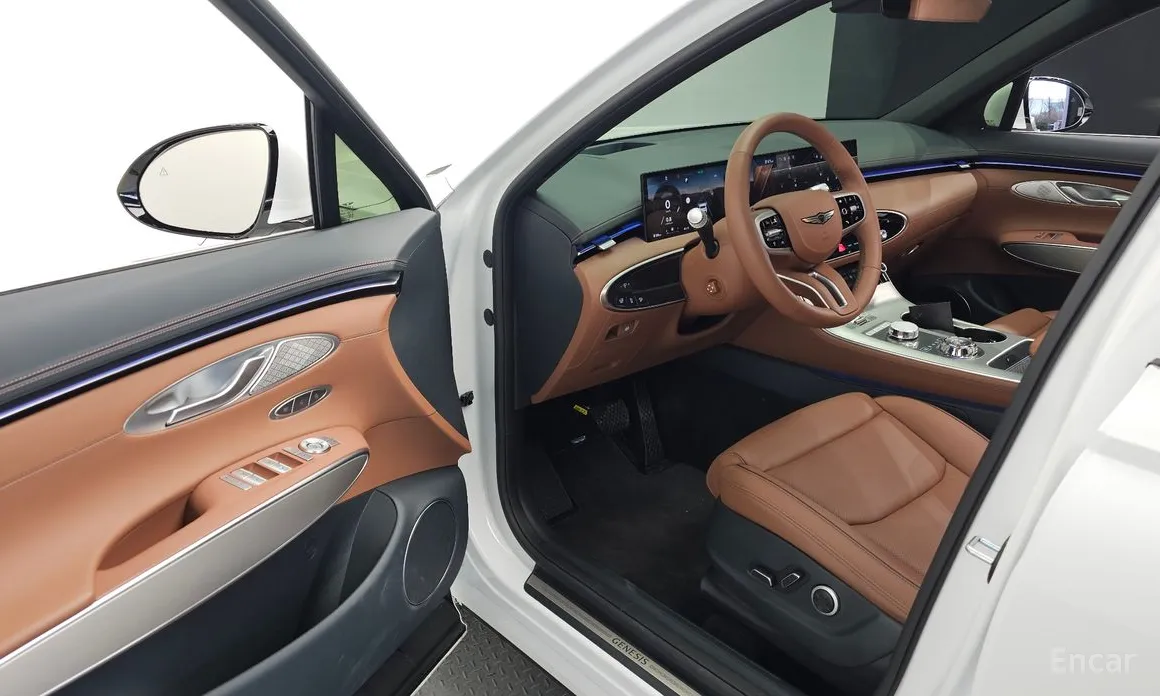 Фото 11 - Genesis GV70