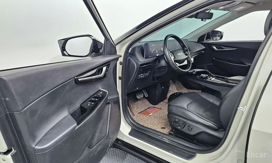 Фото 10 - Kia EV6