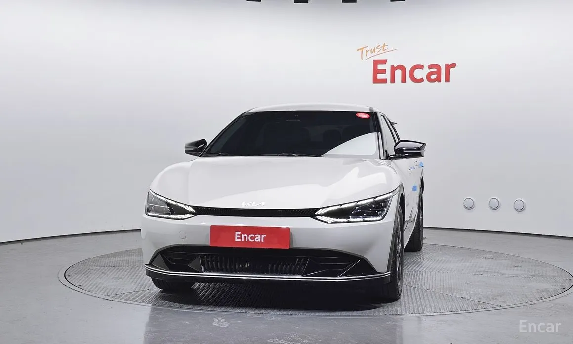 Фото 3 - Kia EV6