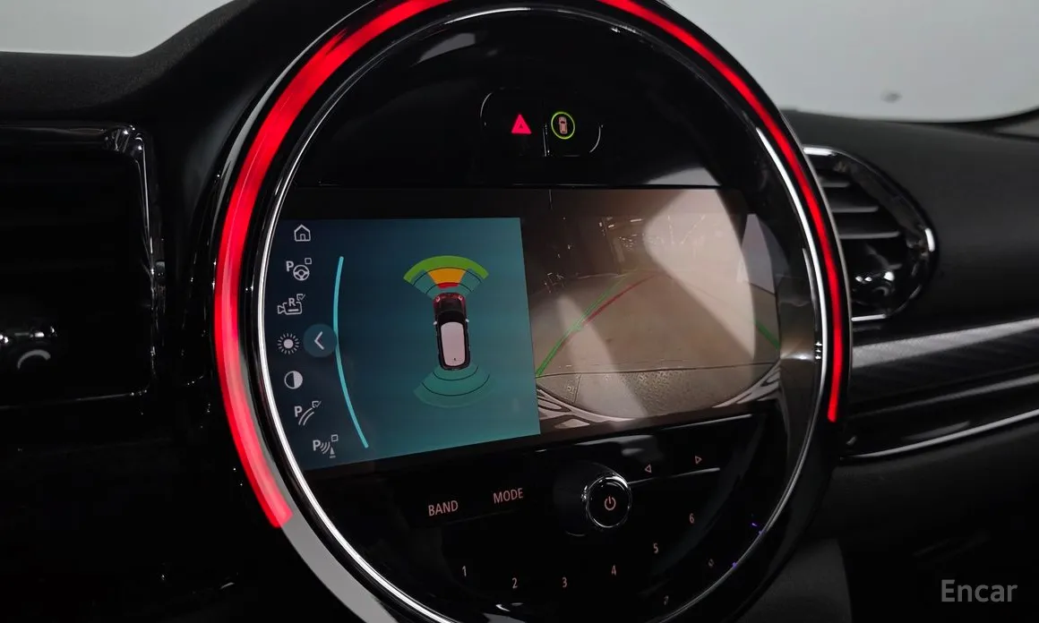 Фото 15 - Mini Clubman