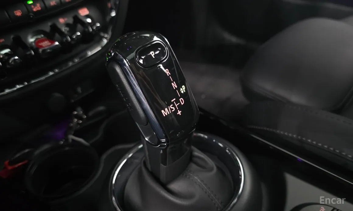 Фото 9 - Mini Clubman