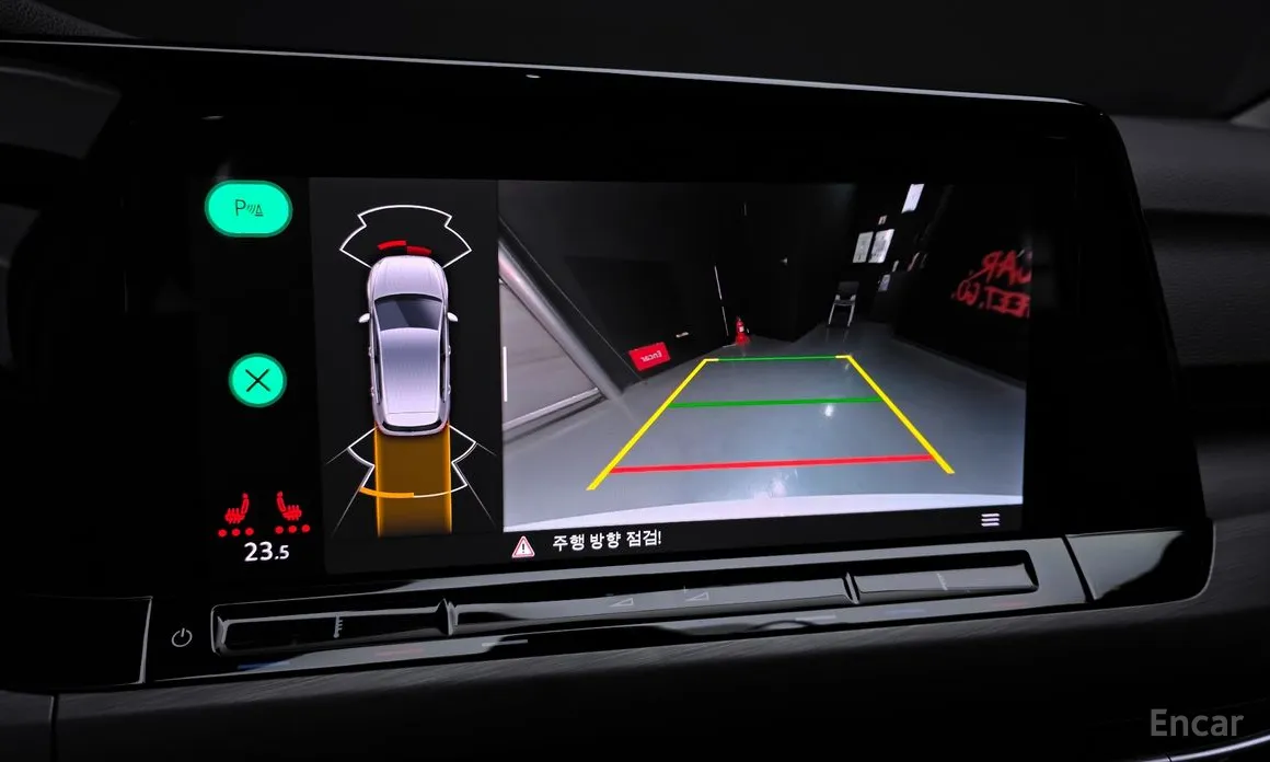 Фото 17 - Volkswagen Golf