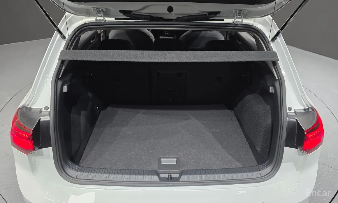 Фото 20 - Volkswagen Golf