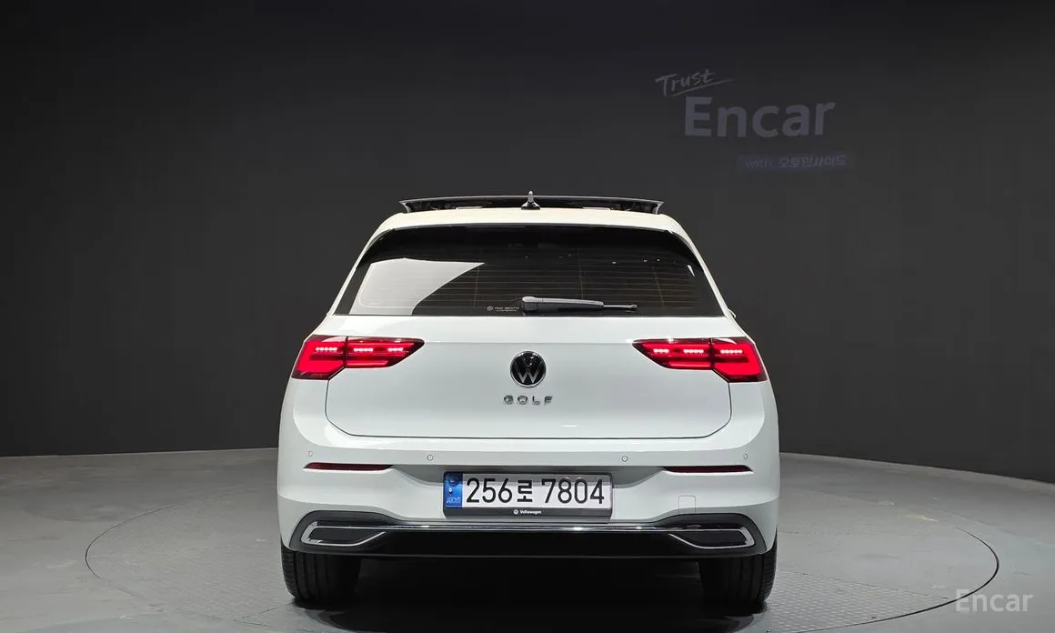 Фото 4 - Volkswagen Golf