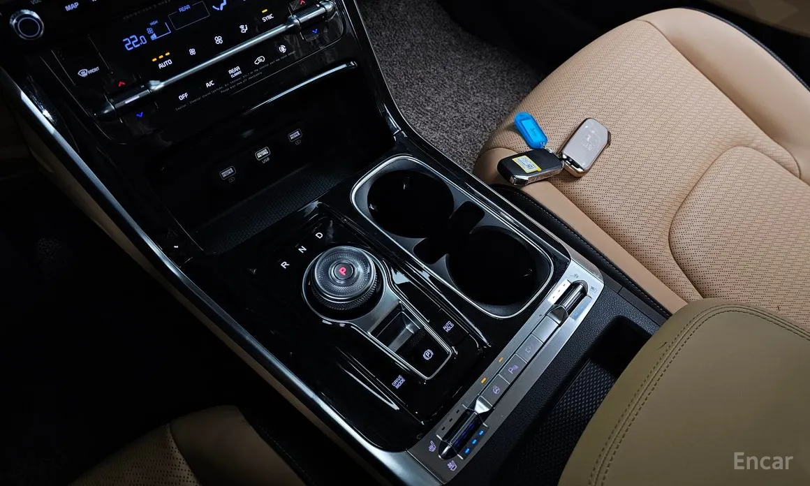 Фото 9 - Kia Carnival