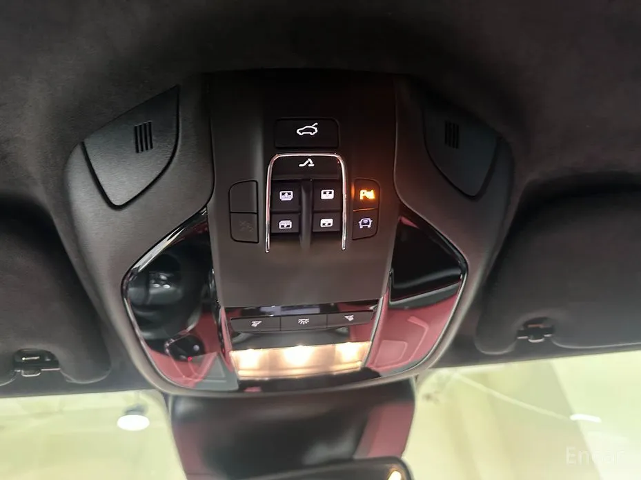 Фото 14 - Maserati Levante