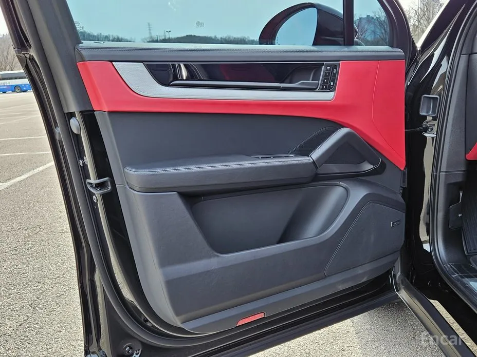 Фото 11 - Porsche Cayenne