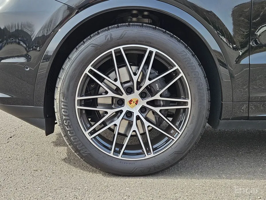 Фото 5 - Porsche Cayenne