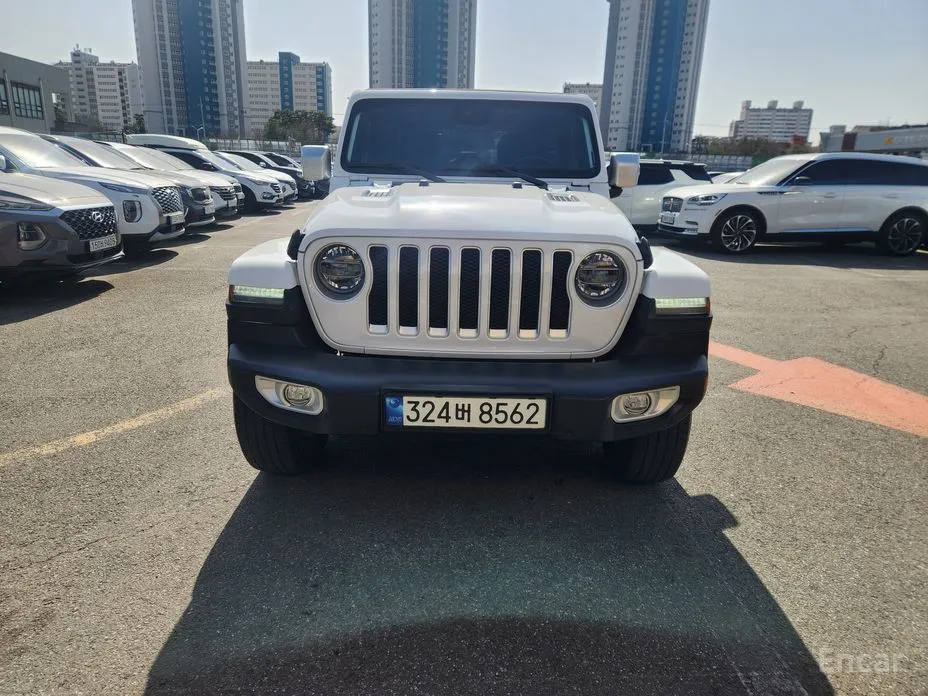 Фото 1 - Jeep Wrangler