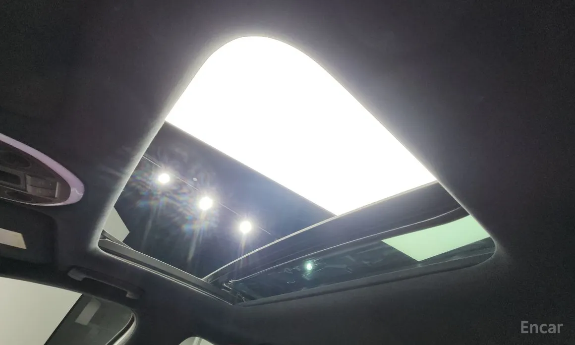 Фото 18 - Genesis G70