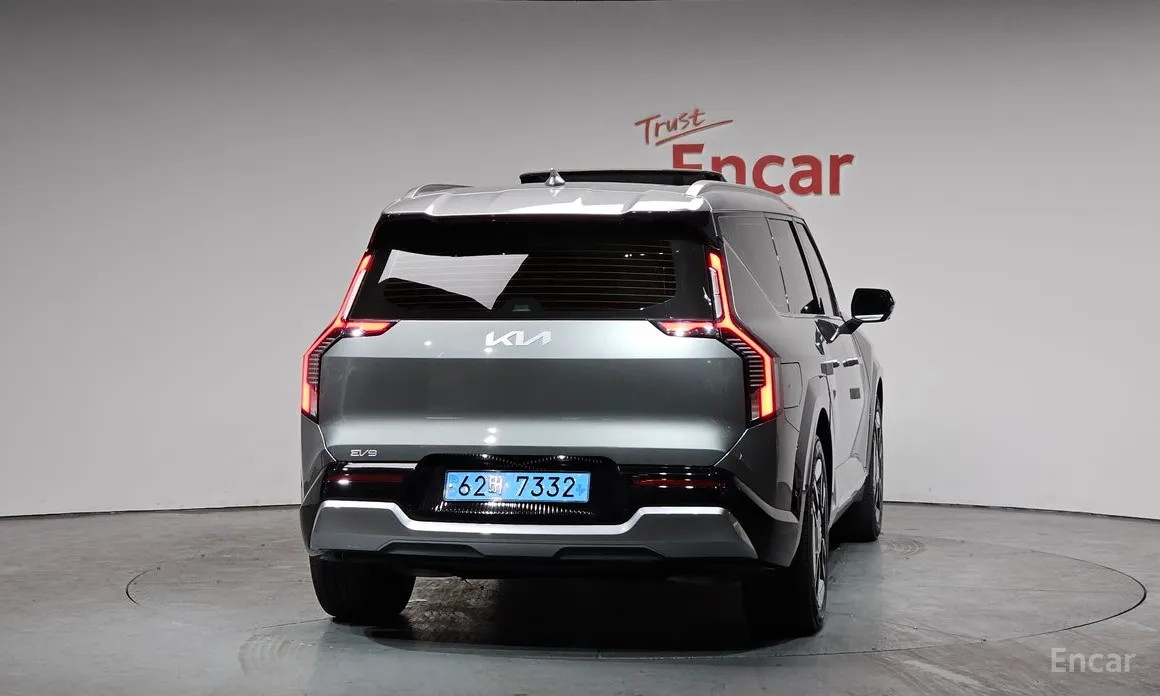 Фото 4 - Kia EV9