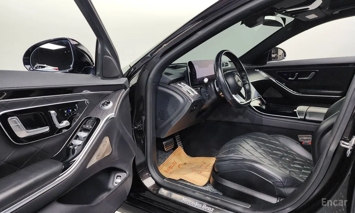 Фото 10 - Mercedes-Benz S-Class