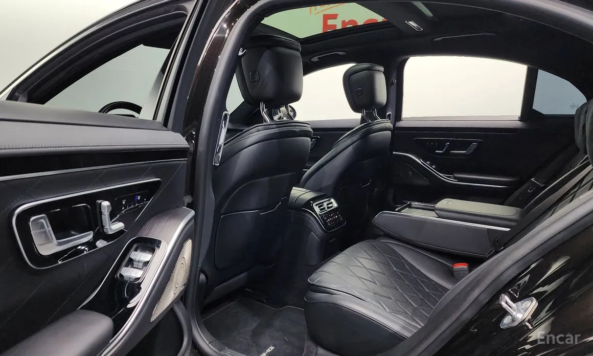 Фото 11 - Mercedes-Benz S-Class