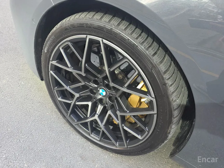 Фото 13 - BMW M8