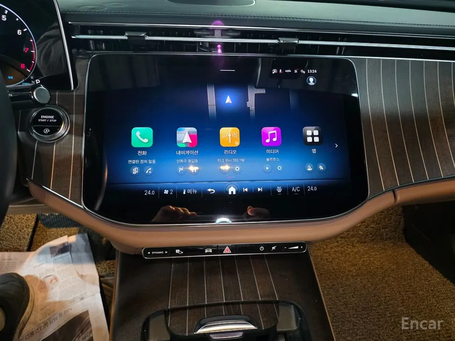 Фото 10 - Mercedes-Benz E-Class