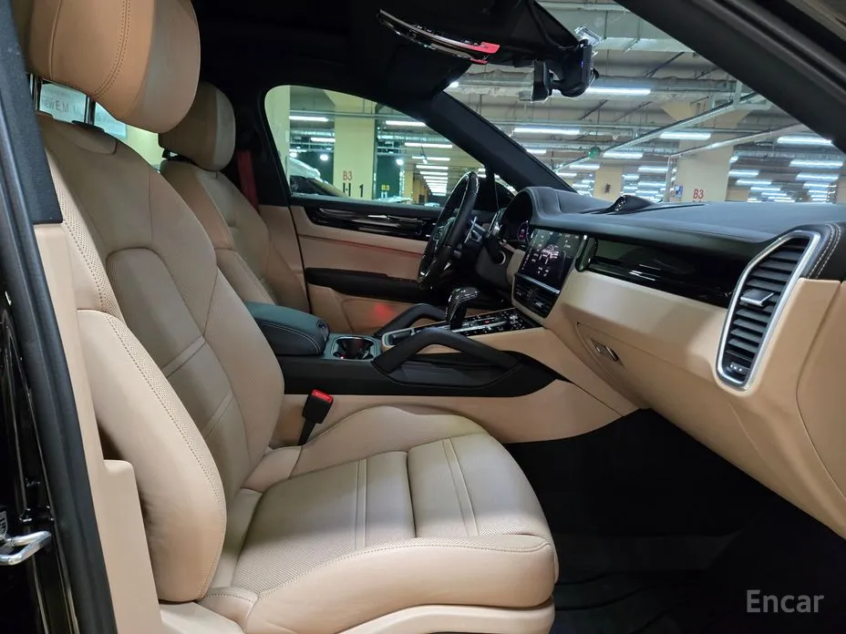 Фото 3 - Porsche Cayenne