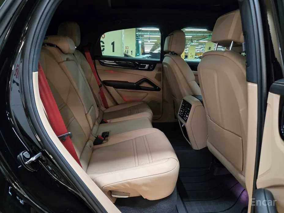 Фото 4 - Porsche Cayenne