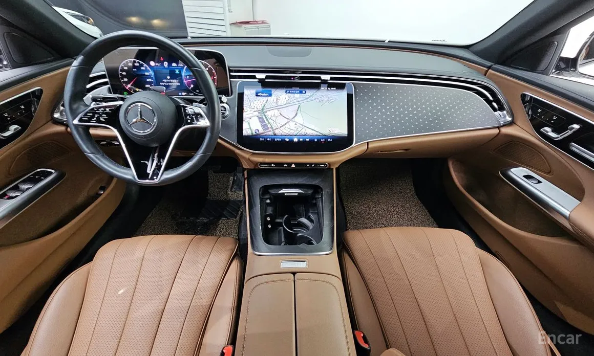 Фото 7 - Mercedes-Benz E-Class