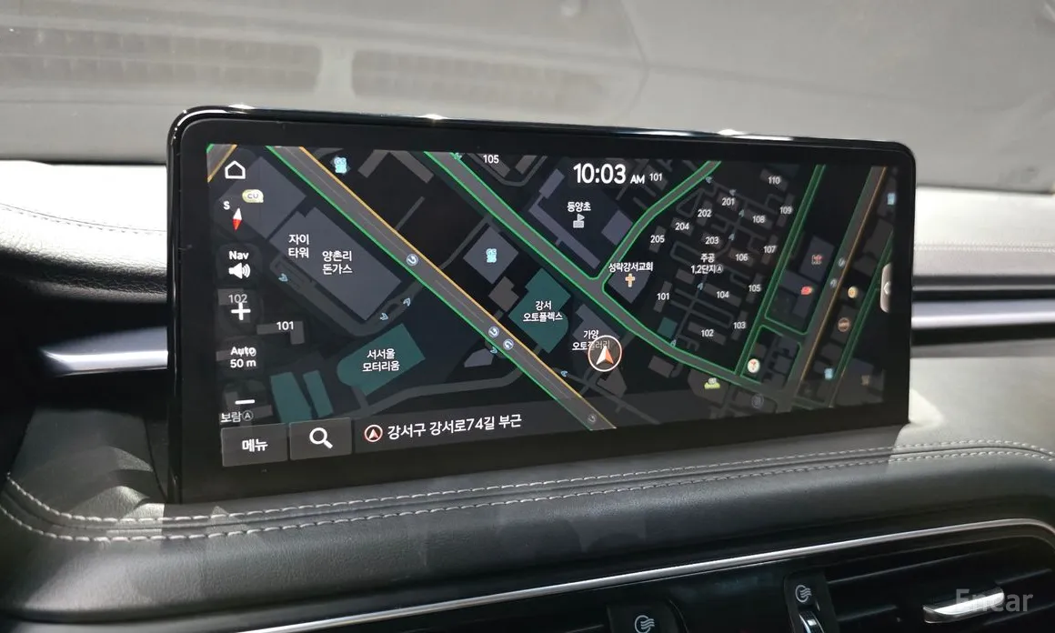 Photo 14 - Genesis G70