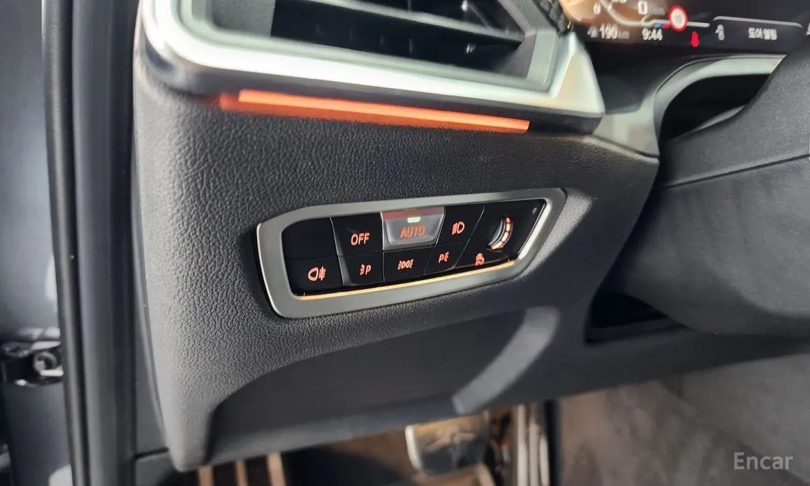 Фото 14 - BMW 3 Series