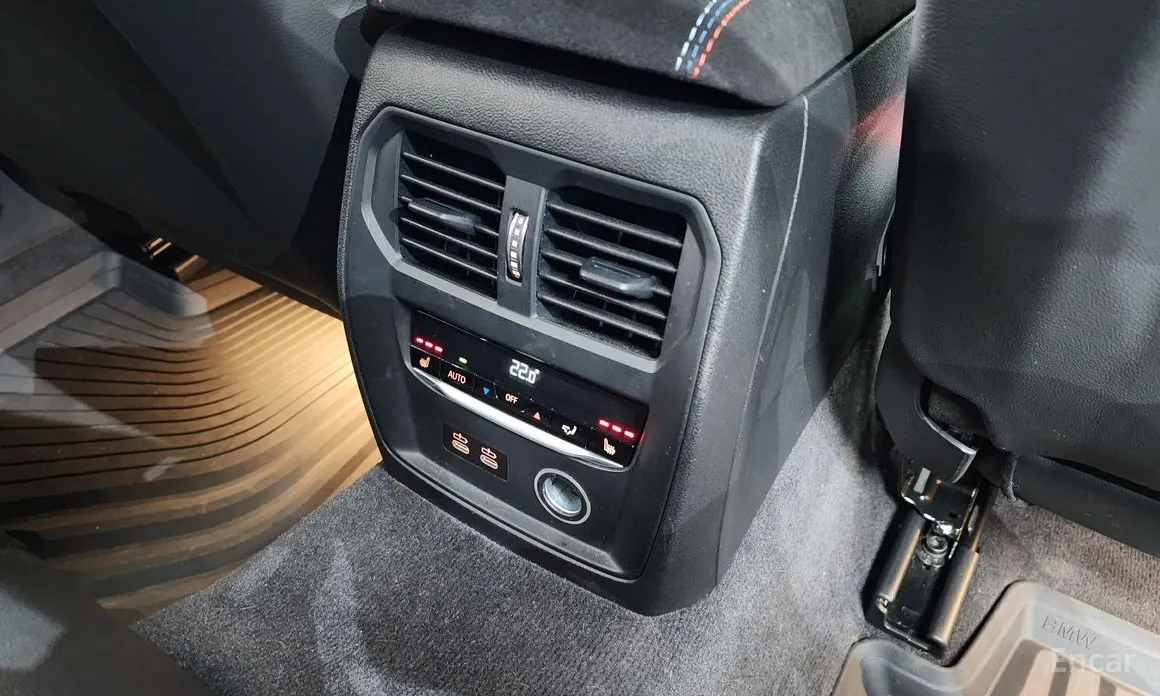 Фото 18 - BMW 3 Series