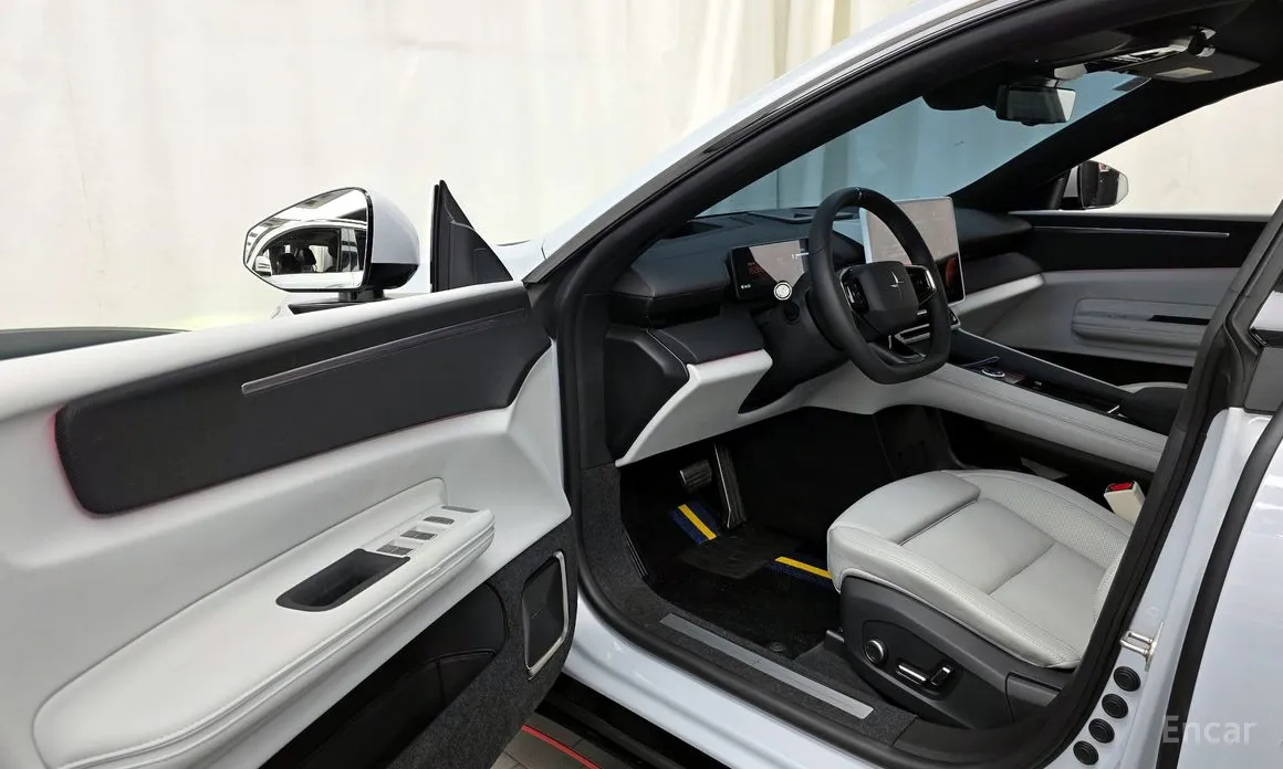Фото 10 - Polestar 4