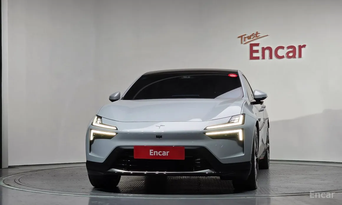 Фото 3 - Polestar 4