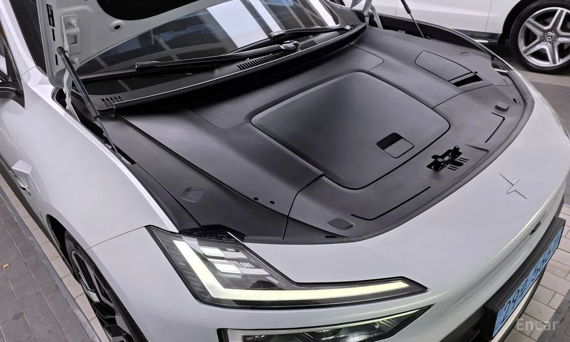 Фото 6 - Polestar 4