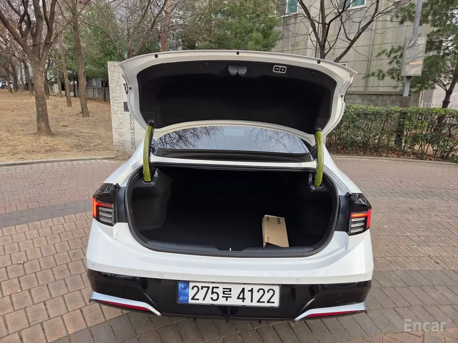 Фото 6 - Hyundai Sonata