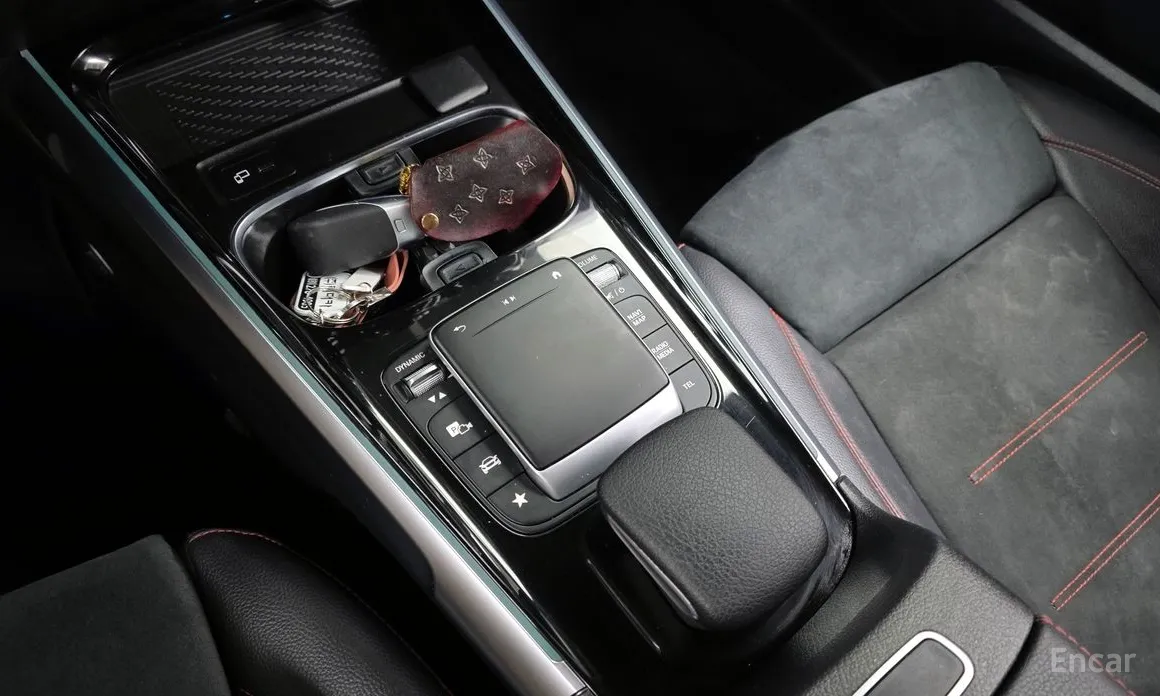 Mercedes-Benz GLB-Class 2020 GLB250 4MATIC