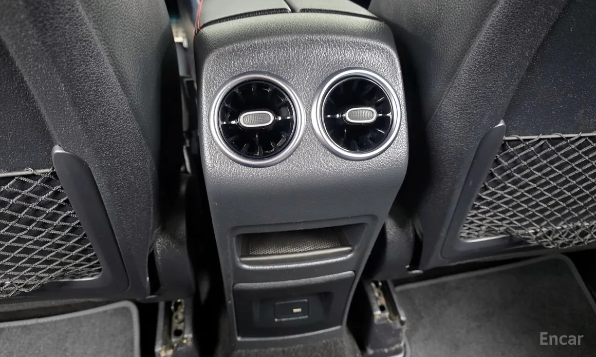 Mercedes-Benz GLB-Class 2020 GLB250 4MATIC